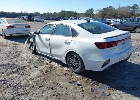 2024 Kia Forte Gt-Line z USA, uszkodzony, nr VIN 3KPF54AD5RE722315